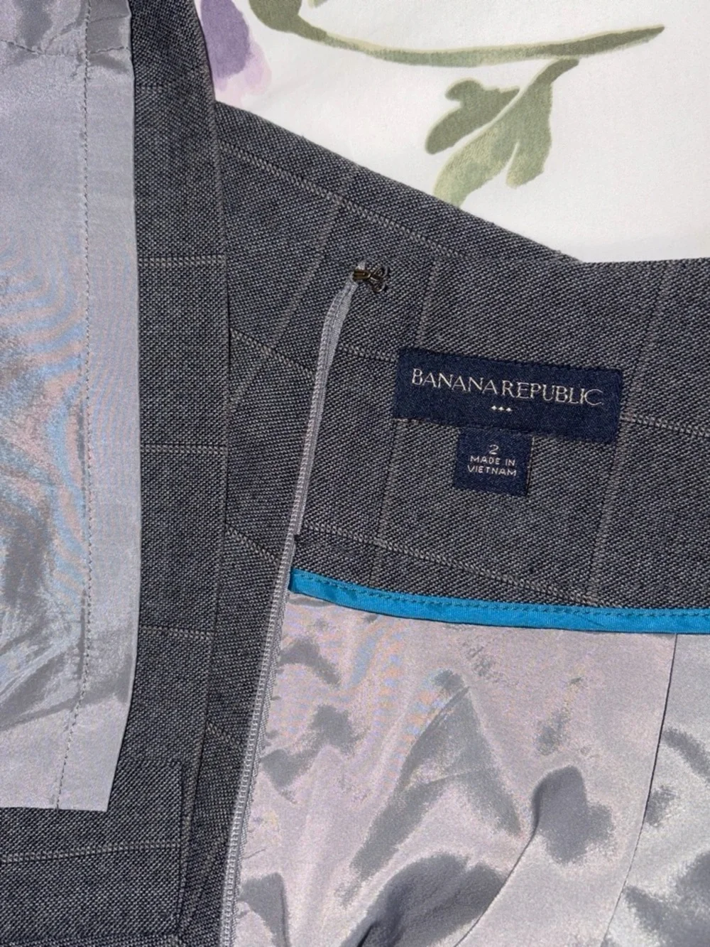 Banana Republic Gray Windowpane Pencil Skirt